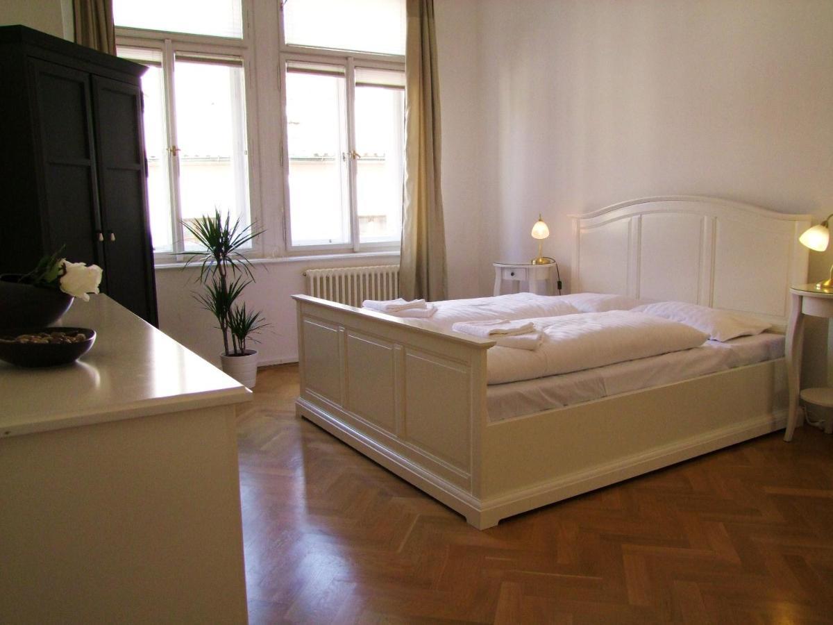 Karlova 24 - Old Town Apartment Praha Bagian luar foto